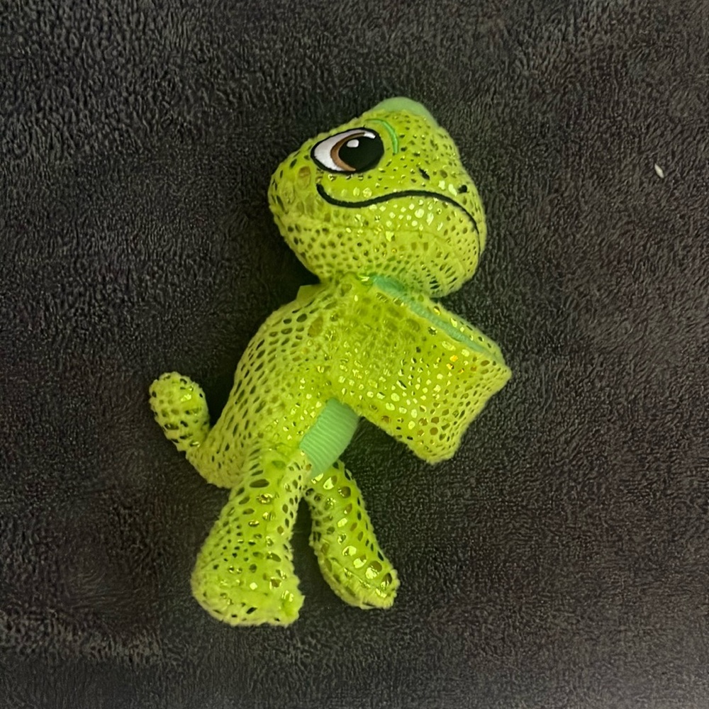 pascal disney cutie cuff